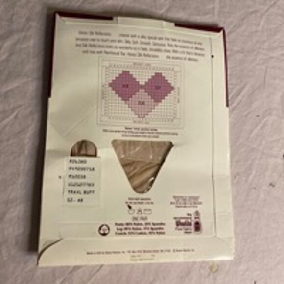 Vintage Hanes Silk Reflections Pantyhose Travel Buff A-B NIP - Picture 5 of 5